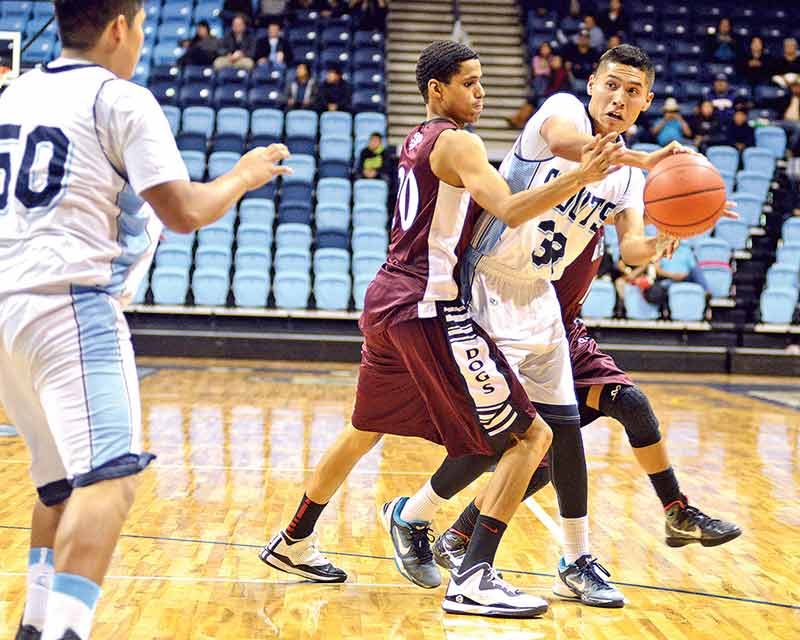 Scouts, Bulldogs renew rivalry in WR win