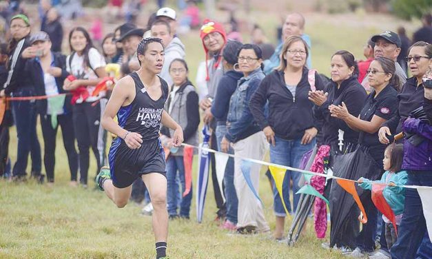 Rain doesn’t damper Sanchez, Laguna-Acoma boys