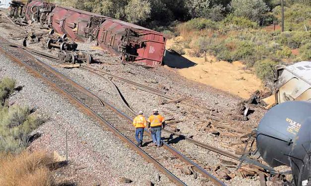 Gallup train derails