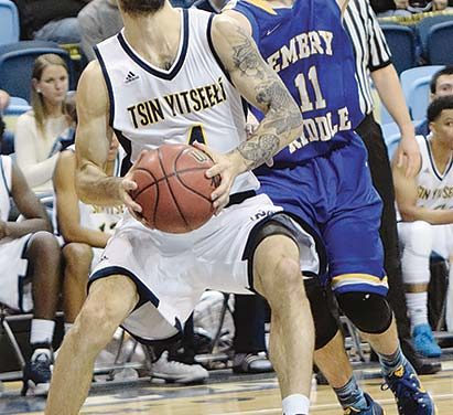 NAU basketball impressed by turnout, passion on reservation