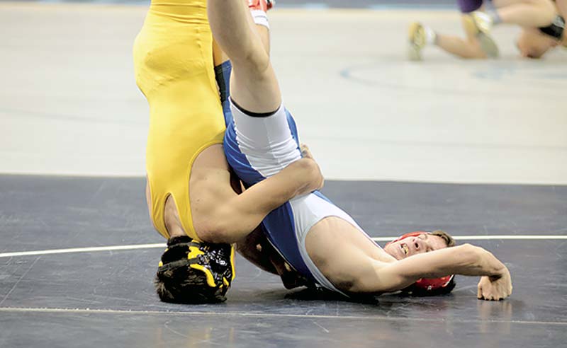 Camp Verde wrestlers top Hopi for title at Window Rock Invite