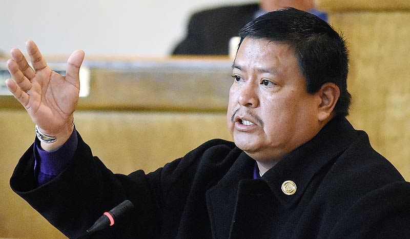 Efforts fail to override prez’s  line-item veto authority