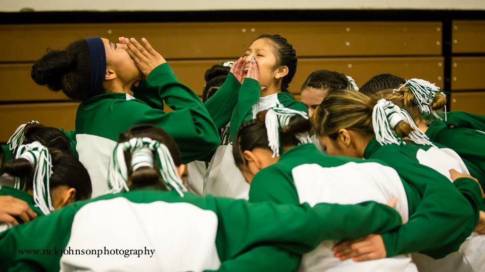 Refs reverse ban on traditional Navajo hair bun