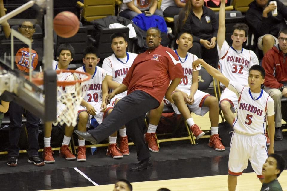 Tuba City, Window Rock boys advance
