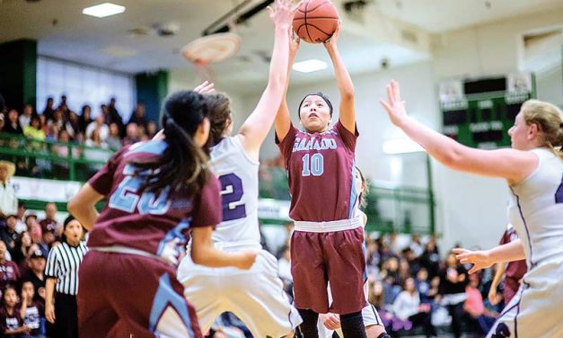 Team effort helps Ganado capture sectional title