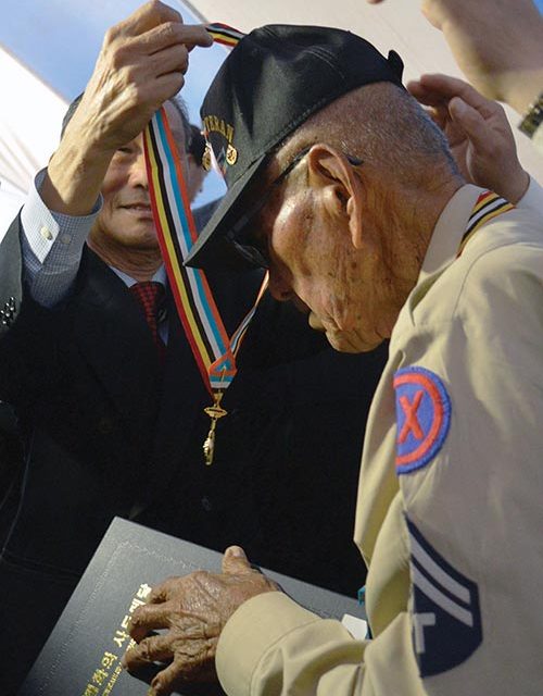South Korean delegation honors Navajo’s Korean War veterans