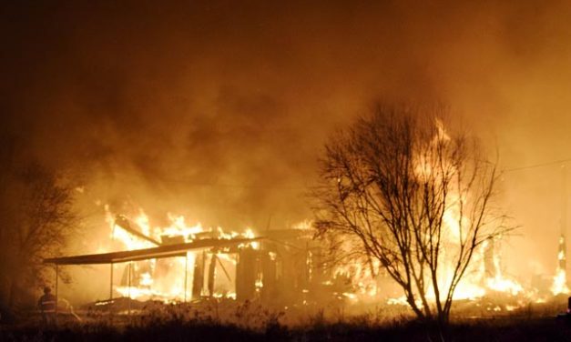 Fire destroys 48-year rec center