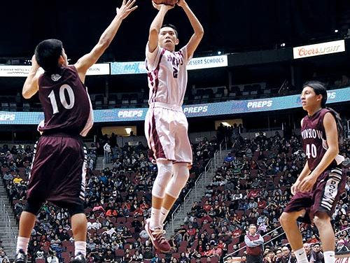 Winslow pulls away from Ganado, reaches title game