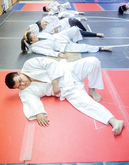 5 Diné off to judo championships