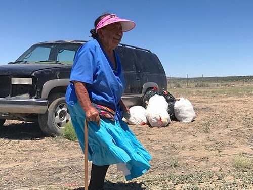 Wool buyers come to the people