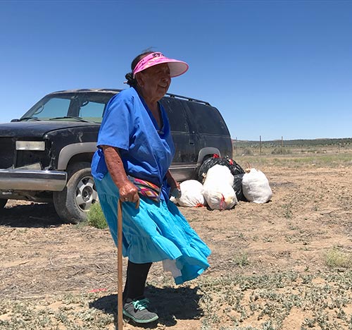 Wool buyers come to the people