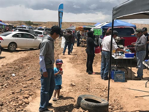 Chinle flea market closed but vendors make do