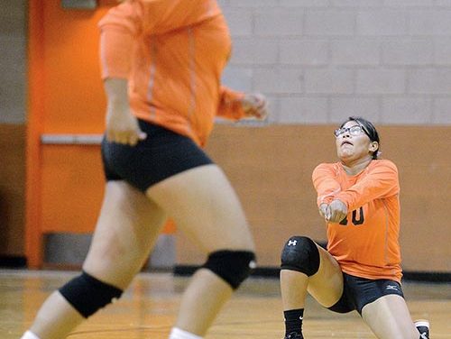 Gallup sweeps Newcomb in season opener