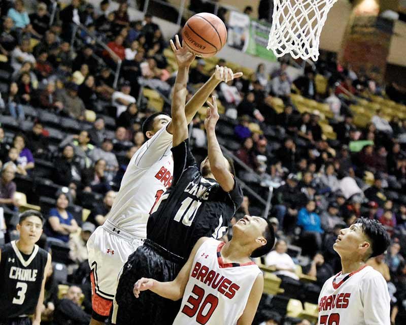Wildcats’ rally comes up short