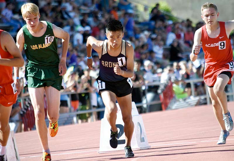 KC junior wins 2 golds in 5A long-distance races