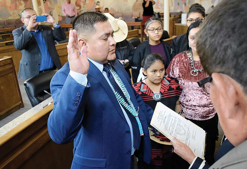 Late delegate’s aide sworn in to fill seat