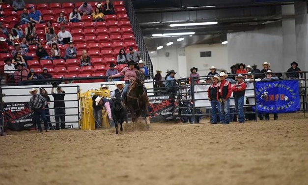 Ganado breakaway roper stays in contention for INFR world title