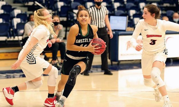 ‘We need her to be more selfish’: Piedra Vista grad climbing fast at Adams State