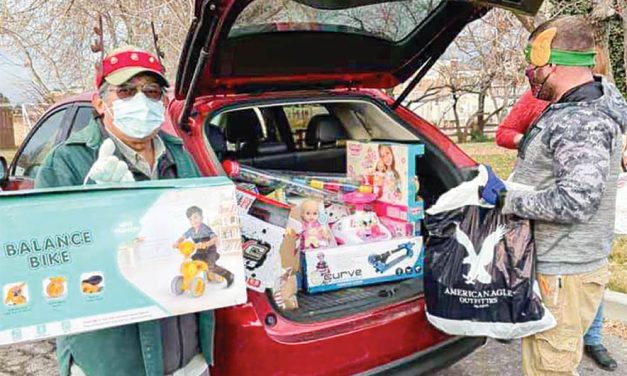 NavajoStrong blooms into statewide relief effort