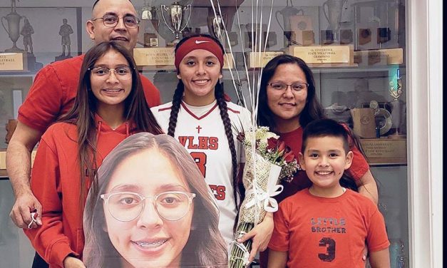 Diné burns up record for Lady Flames