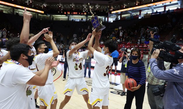 Navajo Prep girls, Rehoboth boys bring home state titles