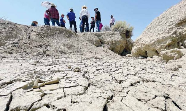 As drought deepens, Navajo water system strains under pressure