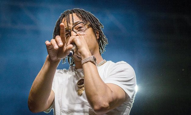 Diné fans surprised, enthralled by T.I. concert