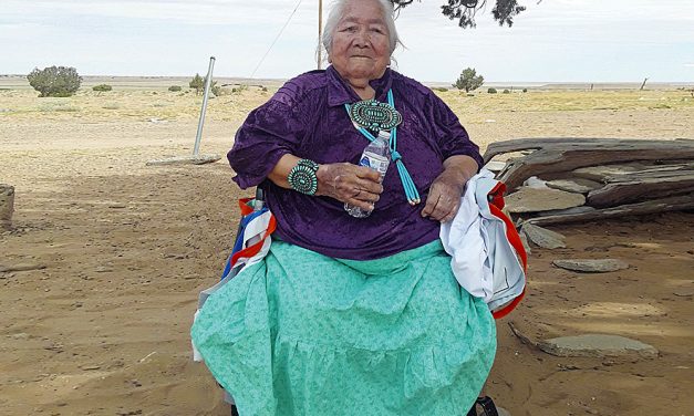 Iconic Navajo rug weaver celebrated by family, friends