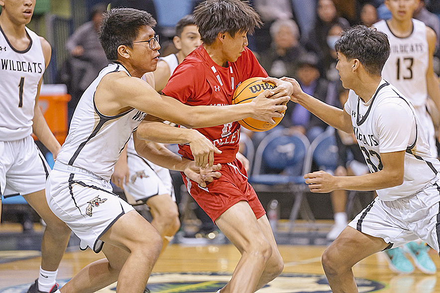 MV boys win third consecutive 3A North region title
