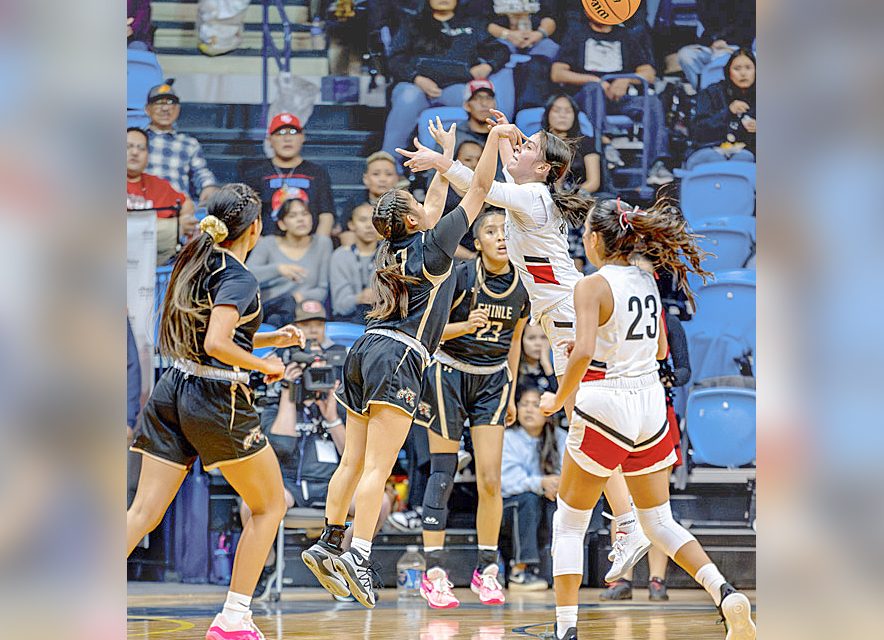 Page, Window Rock girls to play for region title