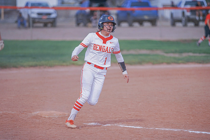 Three-run homer earns Gallup tough win over Aztec