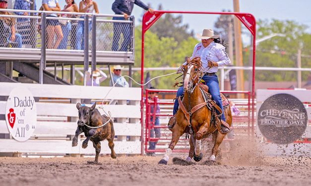 ‘Everyone wants to win the Dad’: Tsinigine, Lowman capture titles at Cheyenne Frontier Days